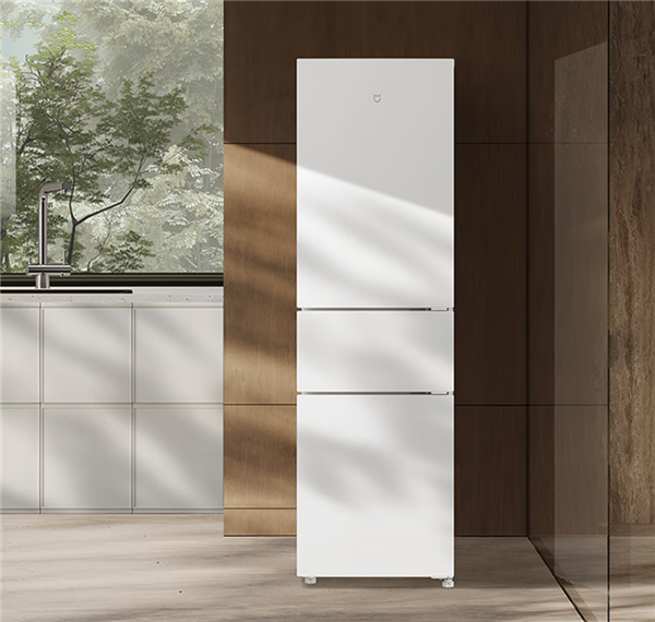 仅959元！米家冰箱三门216L上市：占地0.28㎡ 满足两口之家一周储鲜需求