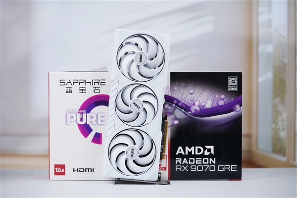 碾压RTX 5060 Ti！蓝宝石RX 9070 GRE GAMING OC 12GB DUAL显卡图赏