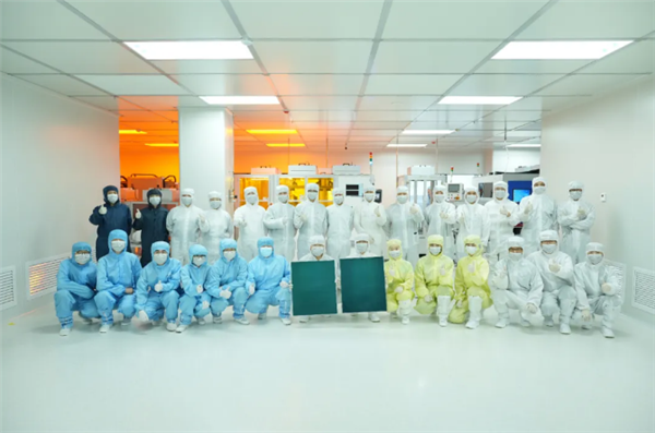 全球首条！追光科技650×550mm有机光伏模组量产线成功流片