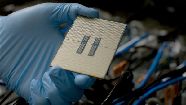 英特尔、壳牌强强联合！打造业界领先浸没式液冷解决方案