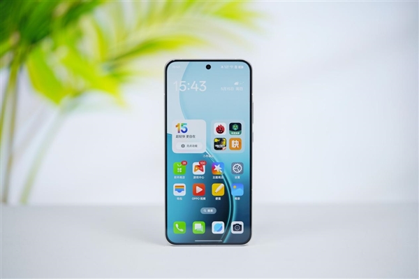 幻彩鱼尾吸睛！OPPO Reno14 Pro人鱼姬图赏