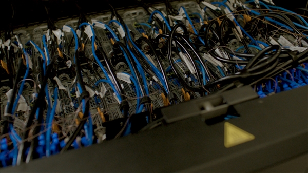 英特尔、壳牌强强联合！打造业界领先浸没式液冷解决方案