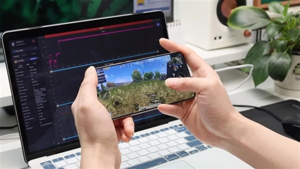 荣耀“焦虑”：关键岗大动刀