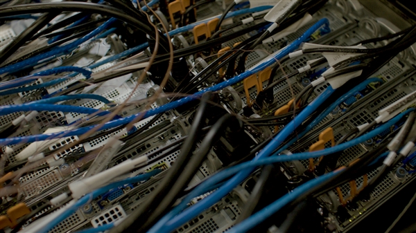 英特尔、壳牌强强联合！打造业界领先浸没式液冷解决方案