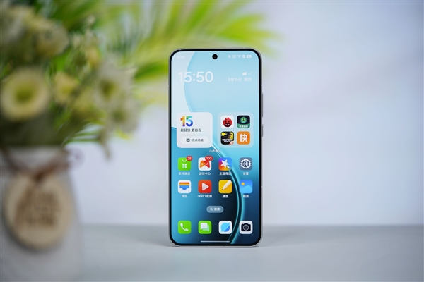 幻彩鱼尾吸睛！OPPO Reno14 Pro人鱼姬图赏