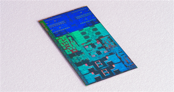 近1.5亿像素！Intel Lunar Lake处理器超高清内核照