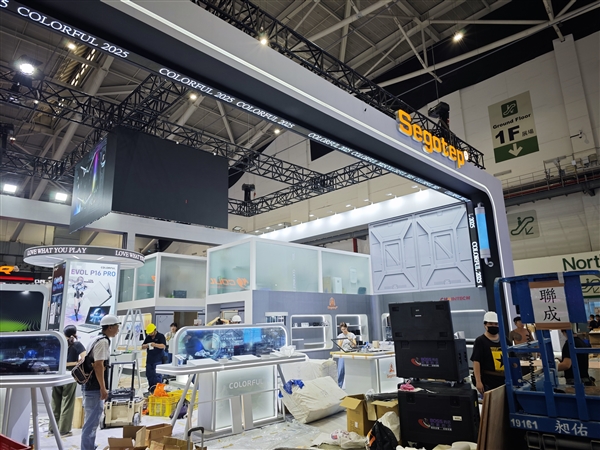 少见的3200W电源、ARGB发光风扇：鑫谷一大波新品明天台北电脑展亮相！