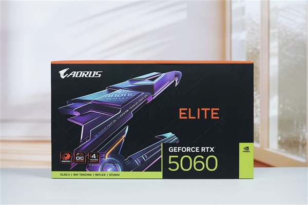技嘉新甜点卡！小雕AORUS RTX 5060 ELITE 8GB显卡图赏
