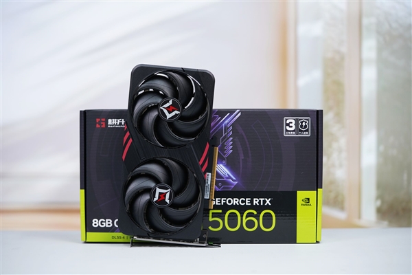 特大双风扇！耕升RTX 5060暴风OC显卡图赏