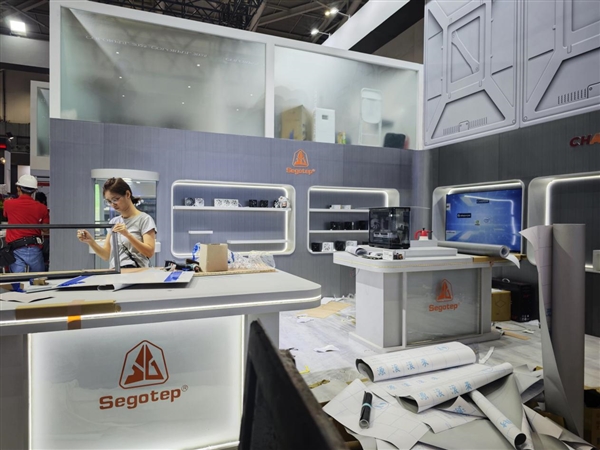 少见的3200W电源、ARGB发光风扇：鑫谷一大波新品明天台北电脑展亮相！