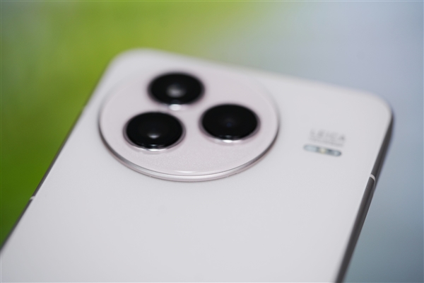 史上最有旗舰味的Civi！小米Civi 5 Pro图赏