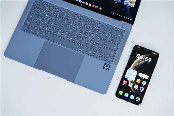 970克极致轻巧！华为MateBook Pro首款鸿蒙PC图赏