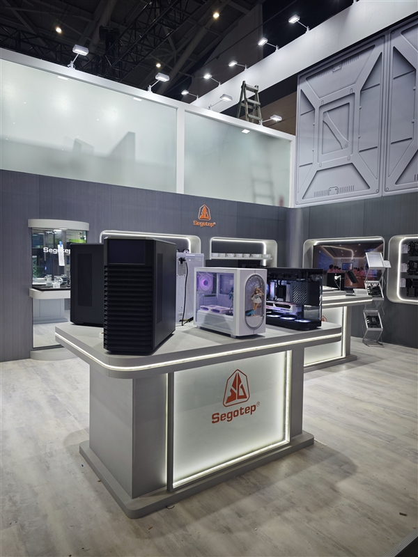 少见的3200W电源、ARGB发光风扇：鑫谷一大波新品明天台北电脑展亮相！