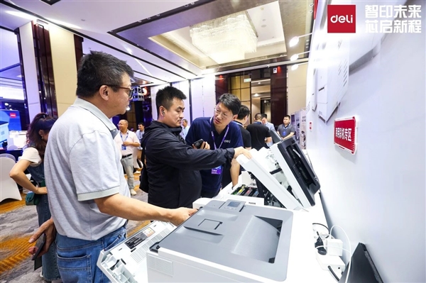 100％自主可控！得力发布全系龙芯2P0500 CPU打印机