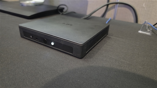 Intel下代处理器Panther Lake首次公开运行：明年大规模上市