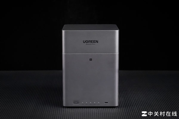 绿联NAS私有云DH4300 Plus评测 四盘家庭数据中心轻松打造