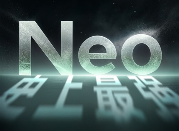 机圈越来越卷了！真我祭出透明手机：工业设计前所未有