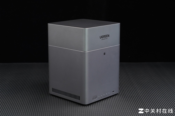 绿联NAS私有云DH4300 Plus评测 四盘家庭数据中心轻松打造