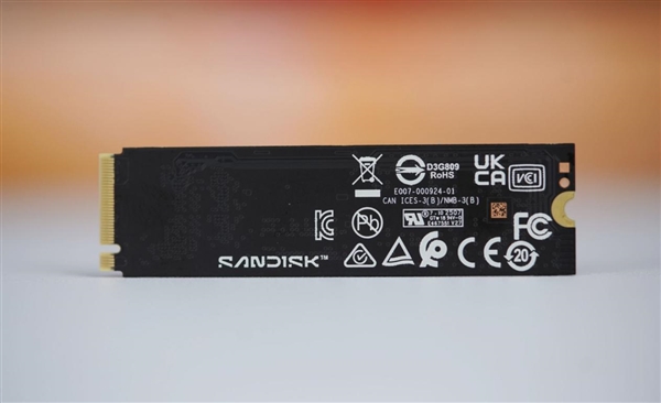 世界最快PCIe 5.0 SSD！闪迪WD_BLACK SN8100图赏