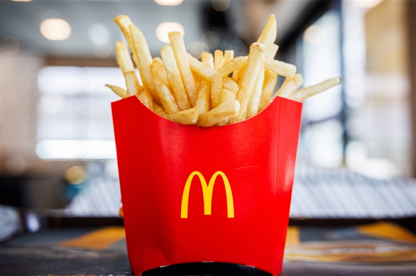 肯德基不服！麦当劳可乐薯条套餐能缓解偏头痛