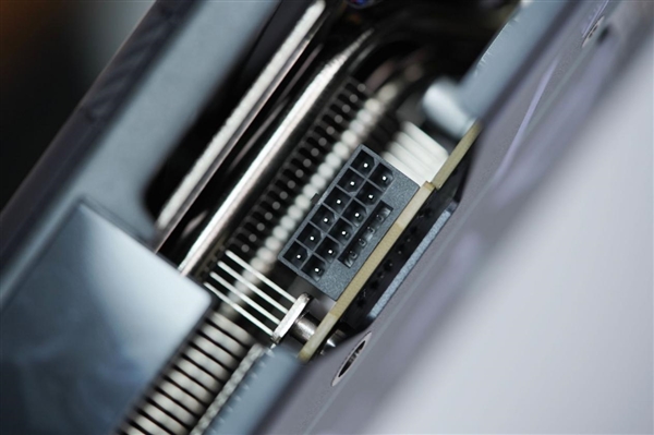 第四代电竞之心！铭瑄RTX 5070 iCraft OC 12G图赏