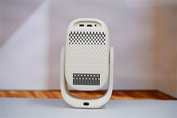 一体化云台精美小巧！哈趣投影Q1 Max图赏