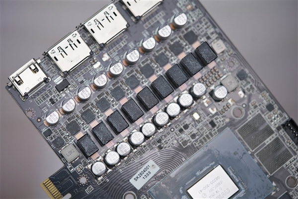 第四代电竞之心！铭瑄RTX 5070 iCraft OC 12G图赏