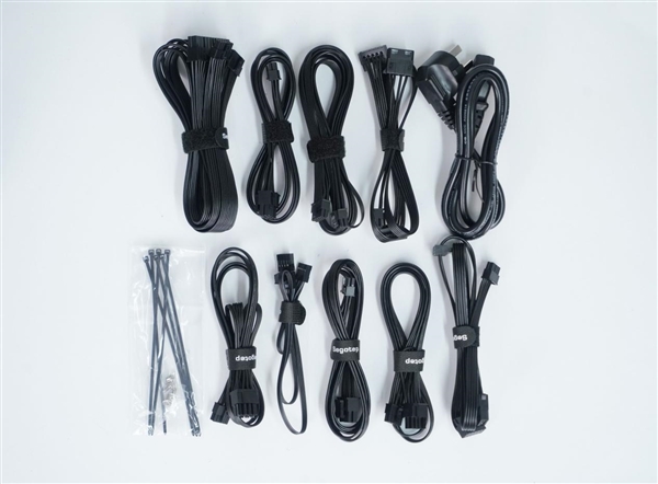 鑫谷“灵眸”系列首款数字电源！数智DM-850G图赏