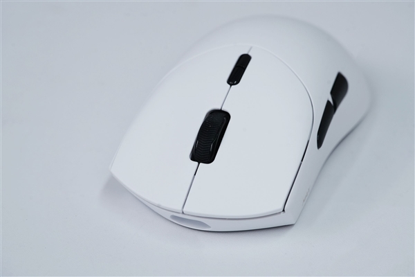 全球首搭NORDIC 54芯片！雷柏VT7二代系列鼠标图赏