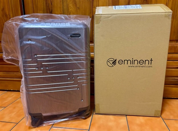 台积电员工专用20寸行李箱公然叫卖：价格高达12万元