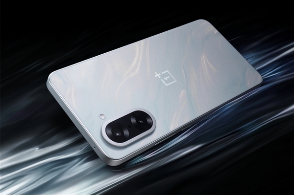 超5小时游戏满帧！一加Ace 5竞速版搭载独家电竞三芯