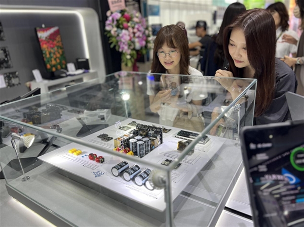 2025台北电脑展鑫谷看点回顾：这些产品实在太顶了！