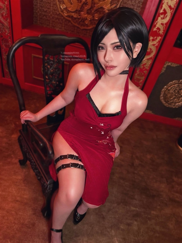 《生化危机4》艾达王COS美图：身材太还原