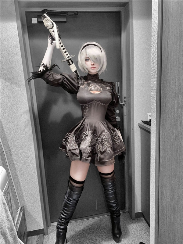 《生化危机4》艾达王COS美图：身材太还原