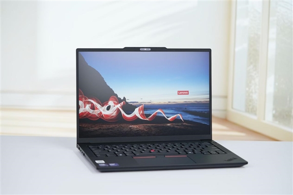 经典小红帽设计！联想ThinkPad E14 2025图赏
