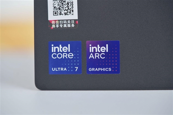 经典小红帽设计！联想ThinkPad E14 2025图赏