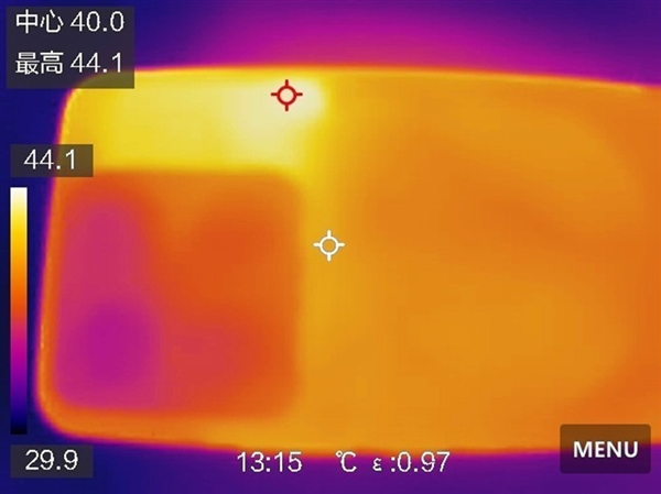巅峰对决！小米玄戒O1/苹果A18 Pro对比实测
