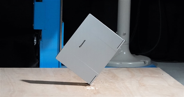 告别古董接口！松下Let’s Note笔记本终于砍掉VGA