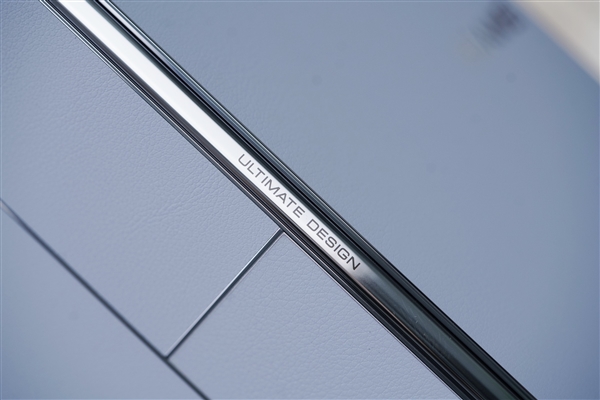 华为首款鸿蒙折叠屏电脑！MateBook Fold非凡大师图赏