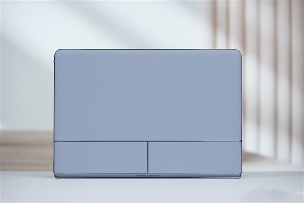 华为首款鸿蒙折叠屏电脑！MateBook Fold非凡大师图赏