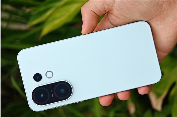 最美小直屏！一图读懂vivo S30 Pro mini：2999元起