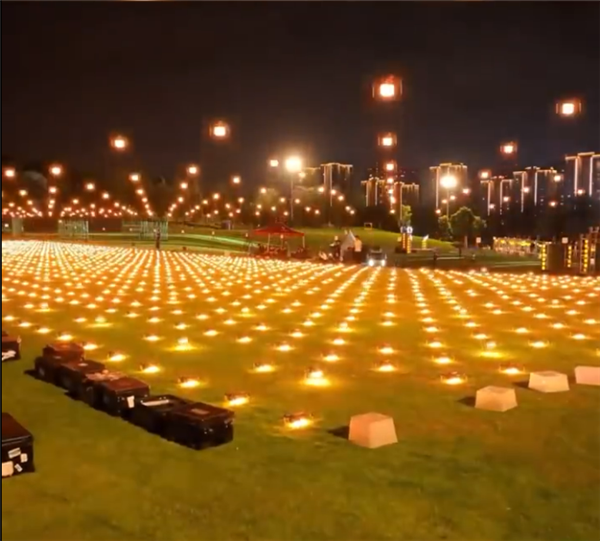 携程梁建章催生卷上天：用4000架无人机复刻人口大国兴衰