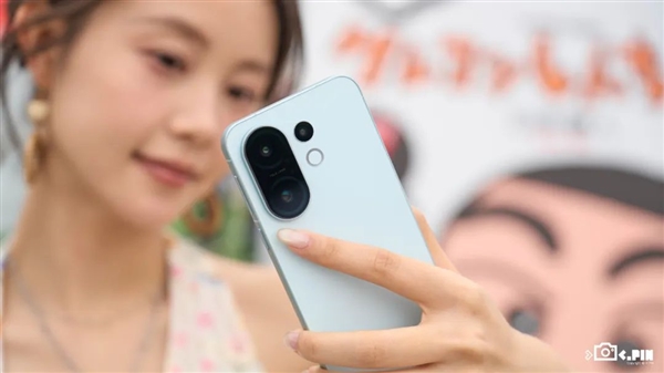 续航拍照全拉满就算了 还搞胶片氛围感 vivo太懂年轻人了