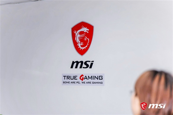 微星笔记本昆山工厂行：27.2万平米最大！自动化程度令人惊叹