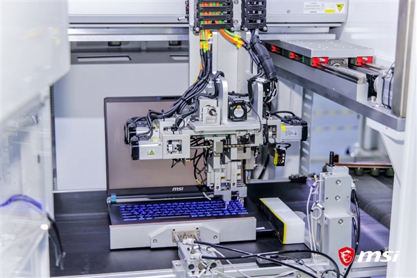 微星笔记本昆山工厂行：27.2万平米最大！自动化程度令人惊叹