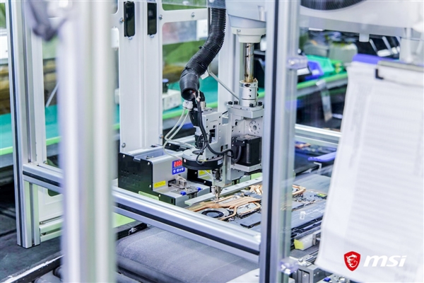 微星笔记本昆山工厂行：27.2万平米最大！自动化程度令人惊叹