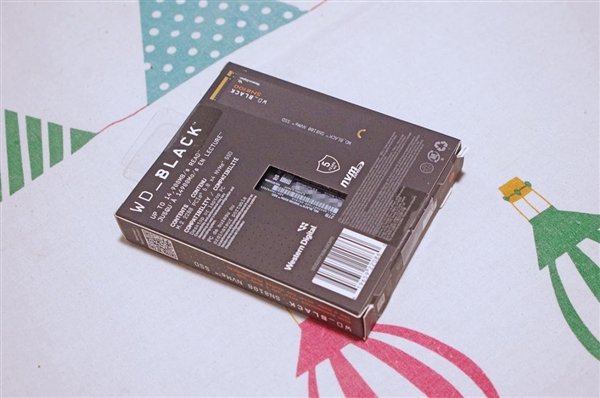【众测】极致性能 只为最佳体验！WD_BLACK SN8100 2B SSD评测