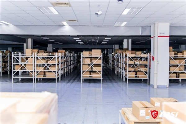 微星笔记本昆山工厂行：27.2万平米最大！自动化程度令人惊叹