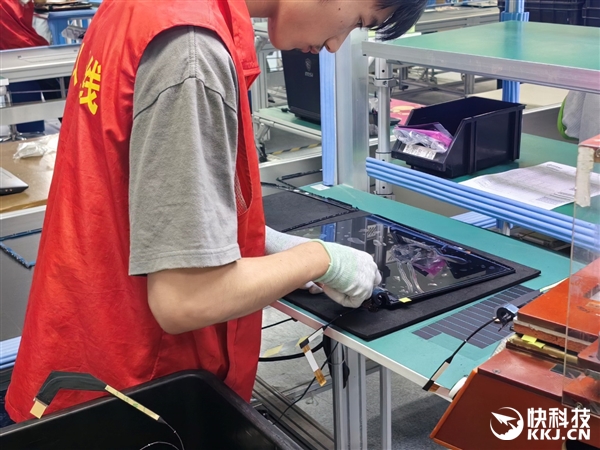 微星笔记本昆山工厂行：27.2万平米最大！自动化程度令人惊叹