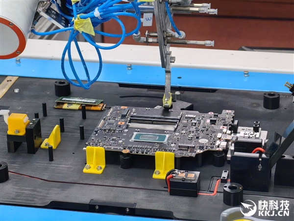 微星笔记本昆山工厂行：27.2万平米最大！自动化程度令人惊叹